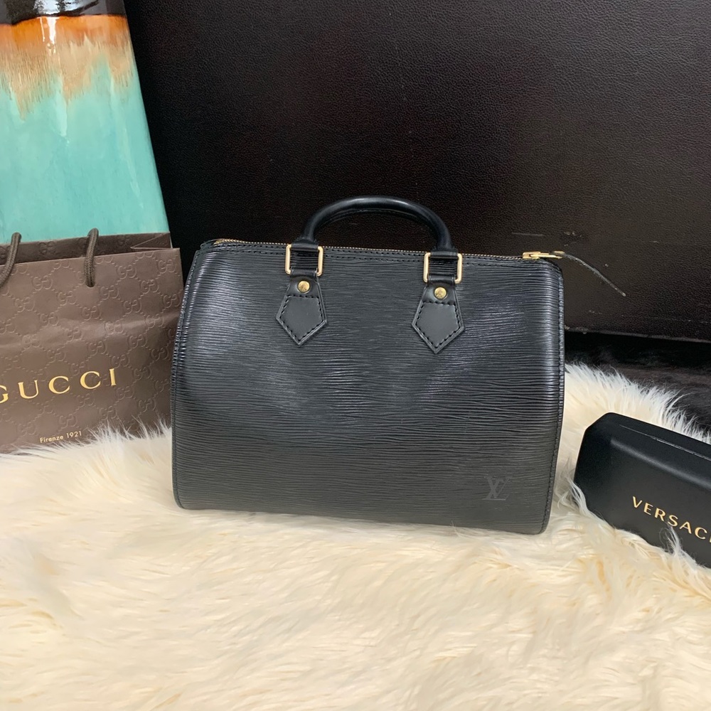 Louis Vuitton Speedy 25